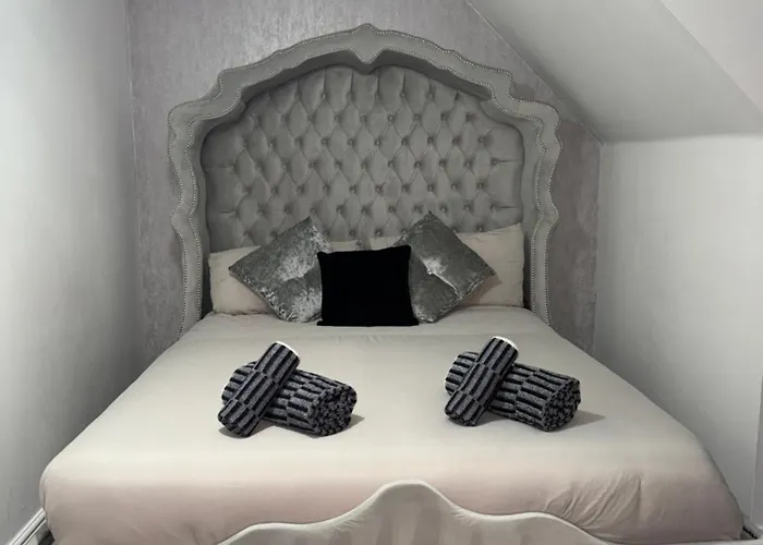 Meadow View Flat 1