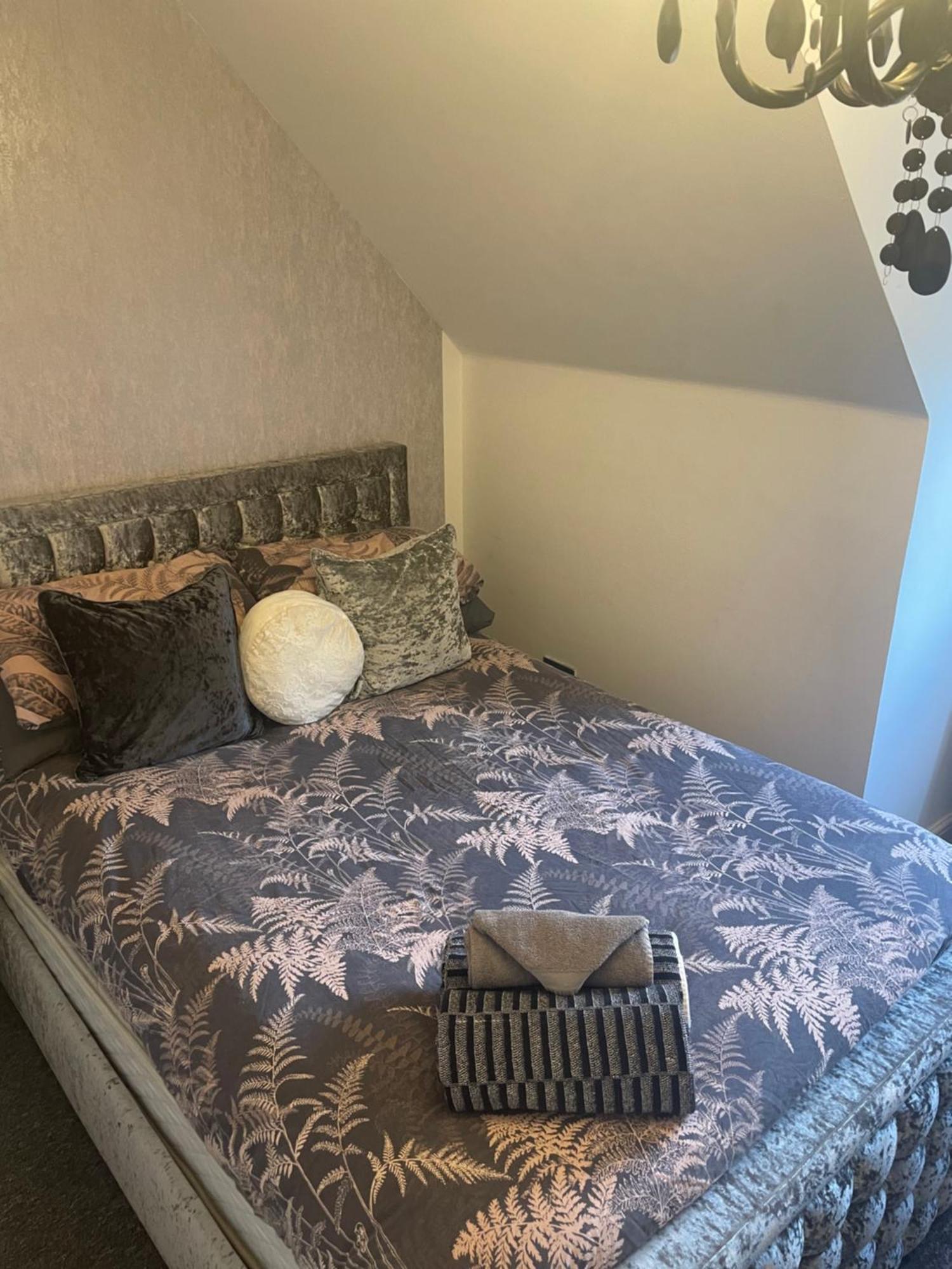 Meadow View Flat 1